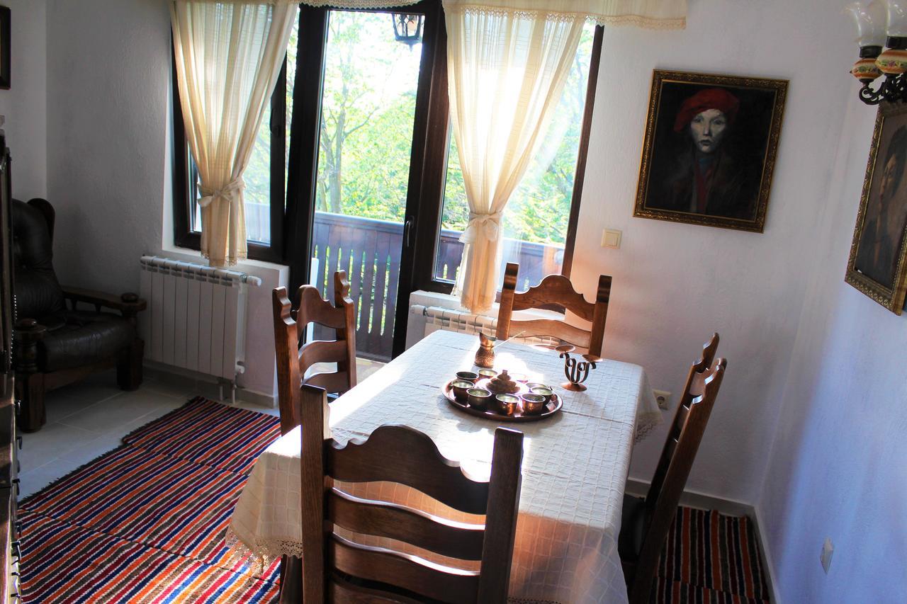 Hotel Sokay Trjavna Kültér fotó