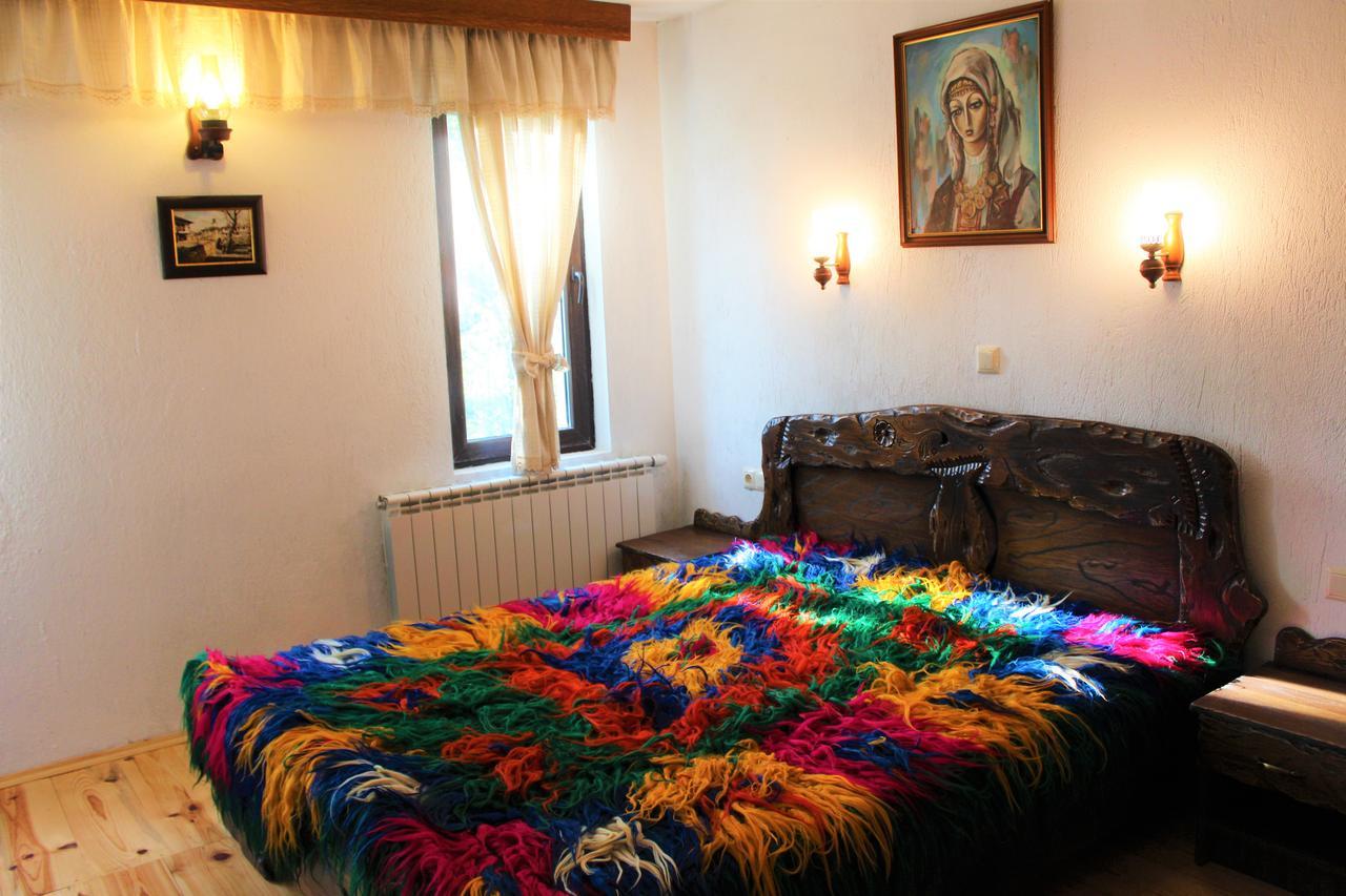 Hotel Sokay Trjavna Kültér fotó