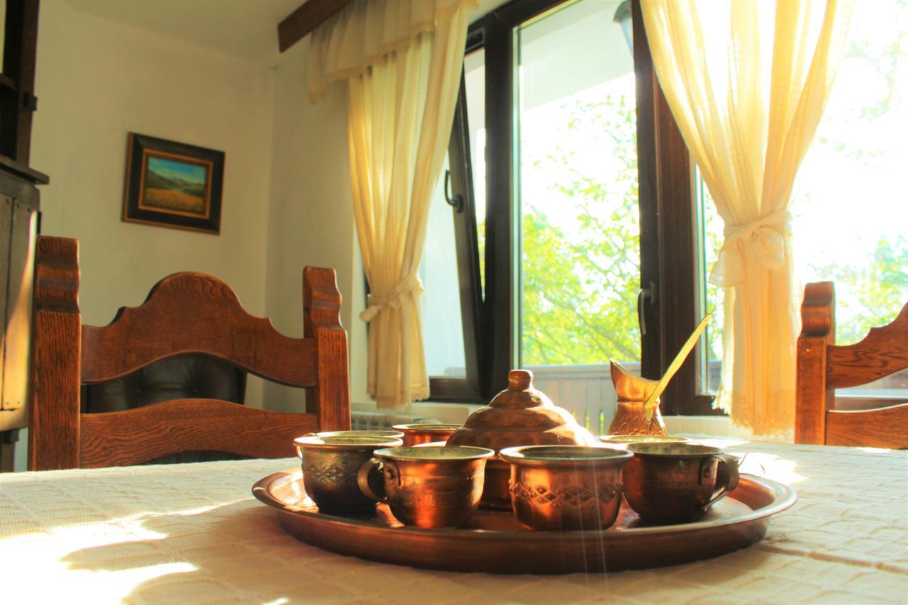 Hotel Sokay Trjavna Kültér fotó