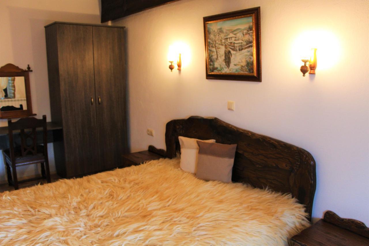 Hotel Sokay Trjavna Kültér fotó