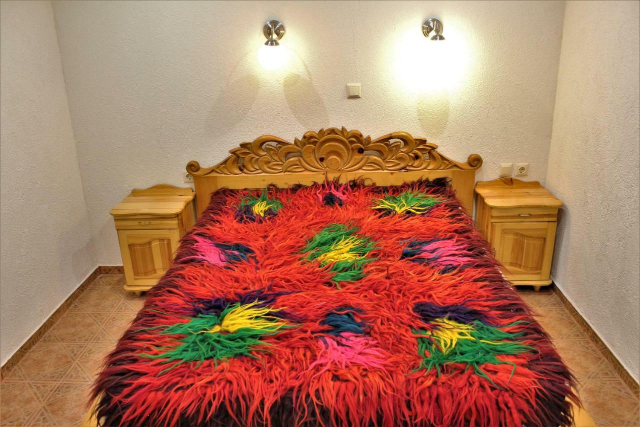 Hotel Sokay Trjavna Kültér fotó